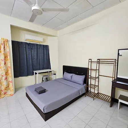 May Flower Hostel Ipoh Exterior photo